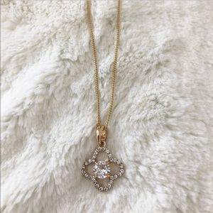 NWOT Dainty Gold Rhinestone Necklace 1